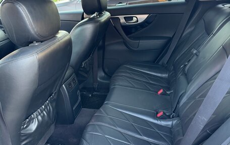 Infiniti FX II, 2010 год, 1 800 000 рублей, 8 фотография