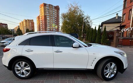 Infiniti FX II, 2010 год, 1 800 000 рублей, 15 фотография