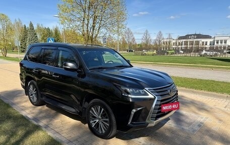 Lexus LX III, 2018 год, 9 500 000 рублей, 4 фотография