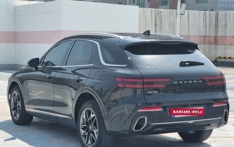 Genesis GV70, 2021 год, 3 550 000 рублей, 4 фотография