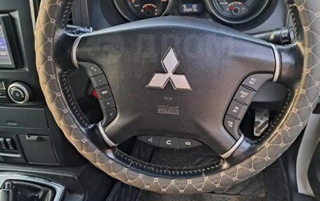 Mitsubishi Pajero IV, 2007 год, 1 500 000 рублей, 2 фотография