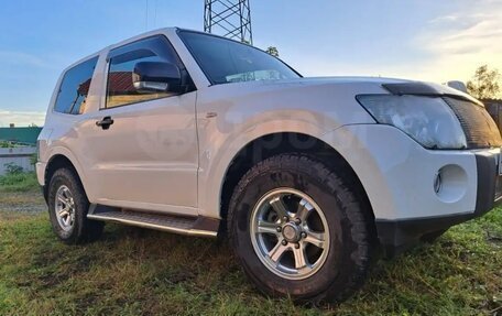 Mitsubishi Pajero IV, 2007 год, 1 500 000 рублей, 13 фотография
