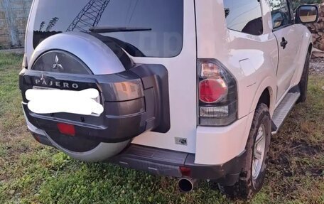 Mitsubishi Pajero IV, 2007 год, 1 500 000 рублей, 10 фотография