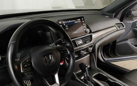 Honda Accord IX рестайлинг, 2019 год, 2 199 000 рублей, 8 фотография