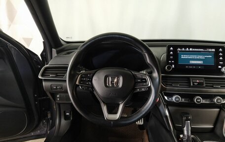 Honda Accord IX рестайлинг, 2019 год, 2 199 000 рублей, 10 фотография