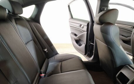 Honda Accord IX рестайлинг, 2019 год, 2 199 000 рублей, 15 фотография