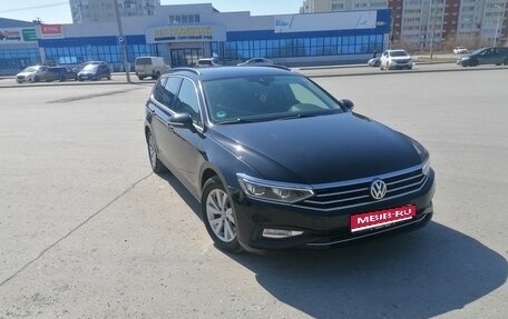 Volkswagen Passat B8 рестайлинг, 2020 год, 3 100 000 рублей, 1 фотография