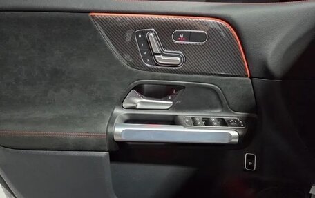 Mercedes-Benz GLB, 2022 год, 3 220 000 рублей, 8 фотография