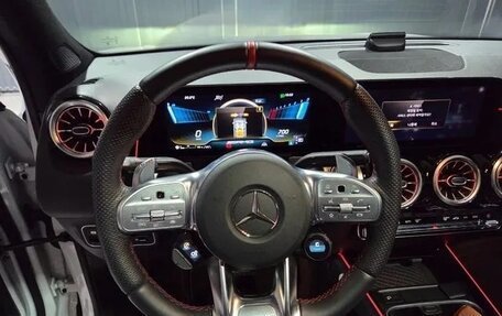 Mercedes-Benz GLB, 2022 год, 3 220 000 рублей, 10 фотография