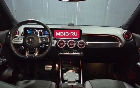 Mercedes-Benz GLB, 2022 год, 3 220 000 рублей, 14 фотография