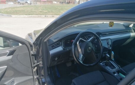 Volkswagen Passat B8 рестайлинг, 2020 год, 3 100 000 рублей, 6 фотография