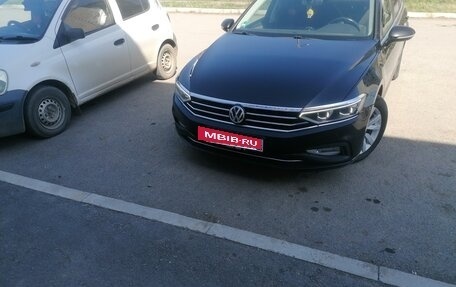 Volkswagen Passat B8 рестайлинг, 2020 год, 3 100 000 рублей, 3 фотография