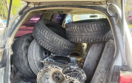 Nissan Liberty, 2001 год, 130 000 рублей, 2 фотография