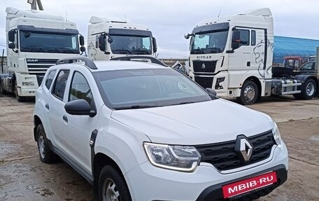 Renault Duster, 2022 год, 1 760 000 рублей, 2 фотография