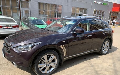 Infiniti QX70, 2014 год, 3 130 000 рублей, 4 фотография
