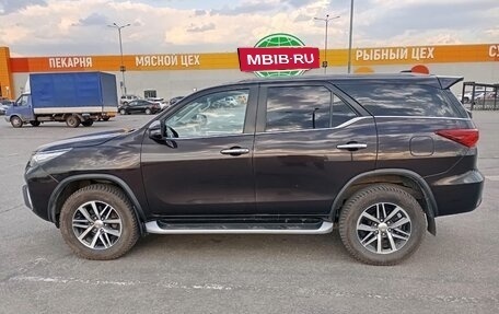 Toyota Fortuner II, 2017 год, 2 550 000 рублей, 2 фотография