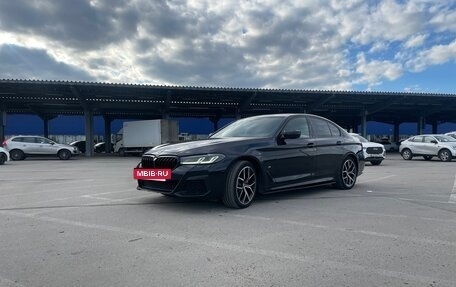 BMW 5 серия, 2021 год, 4 699 999 рублей, 5 фотография
