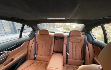 BMW 7 серия, 2020 год, 7 990 000 рублей, 14 фотография