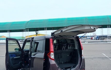 Toyota Roomy I, 2017 год, 1 250 000 рублей, 16 фотография