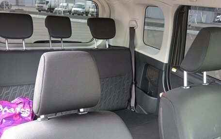 Toyota Roomy I, 2017 год, 1 250 000 рублей, 31 фотография