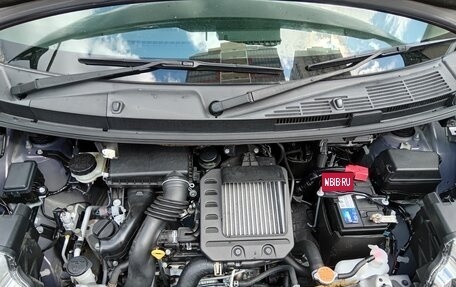 Toyota Roomy I, 2017 год, 1 250 000 рублей, 36 фотография
