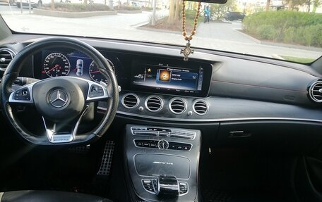 Mercedes-Benz E-Класс AMG, 2017 год, 4 300 000 рублей, 16 фотография