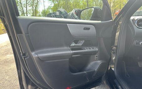 Mercedes-Benz GLB, 2020 год, 3 380 000 рублей, 14 фотография