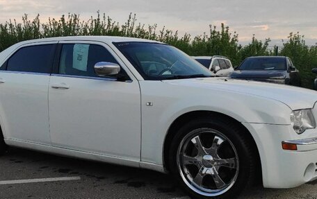 Chrysler 300C II, 2007 год, 990 000 рублей, 3 фотография