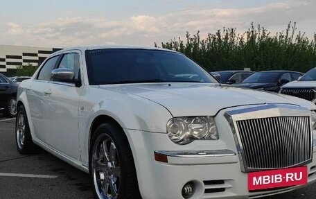 Chrysler 300C II, 2007 год, 990 000 рублей, 2 фотография