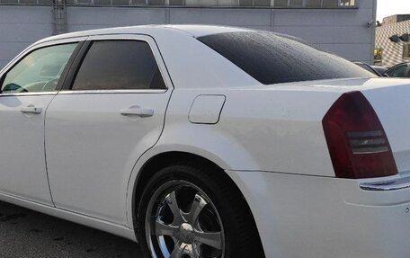 Chrysler 300C II, 2007 год, 990 000 рублей, 5 фотография