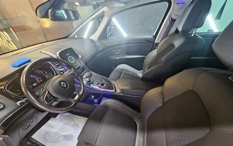 Renault Espace V рестайлинг, 2019 год, 2 290 000 рублей, 5 фотография