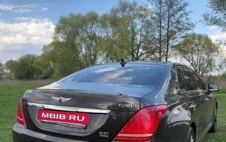 Genesis G90 I рестайлинг, 2017 год, 2 850 000 рублей, 3 фотография