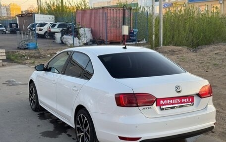 Volkswagen Jetta VI, 2014 год, 1 350 000 рублей, 4 фотография