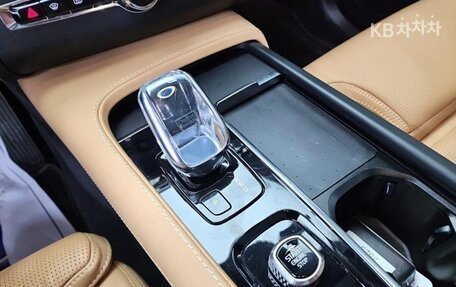 Volvo XC90 II рестайлинг, 2022 год, 5 150 000 рублей, 8 фотография
