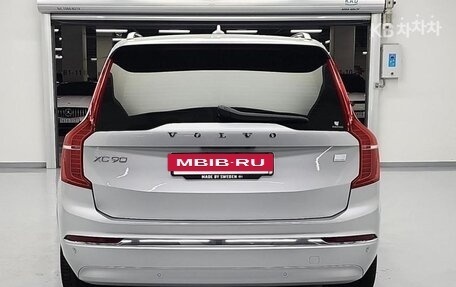 Volvo XC90 II рестайлинг, 2022 год, 5 150 000 рублей, 3 фотография