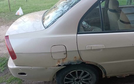 Mitsubishi Mirage VI рестайлинг, 1999 год, 150 000 рублей, 6 фотография