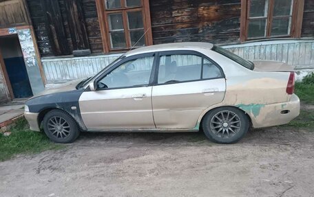 Mitsubishi Mirage VI рестайлинг, 1999 год, 150 000 рублей, 3 фотография