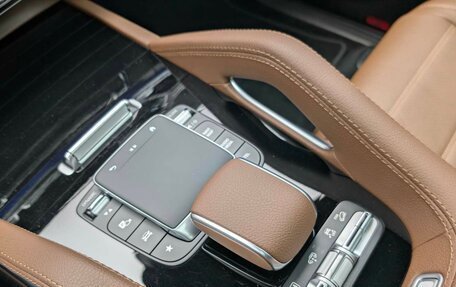 Mercedes-Benz GLS, 2025 год, 19 900 000 рублей, 20 фотография