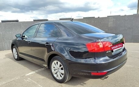 Volkswagen Jetta VI, 2013 год, 1 450 000 рублей, 3 фотография