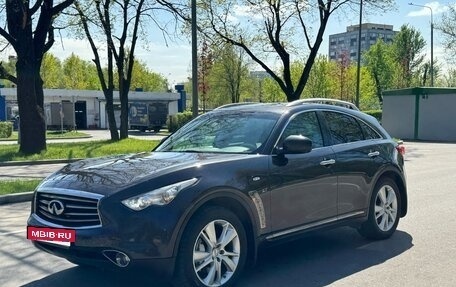 Infiniti QX70, 2014 год, 2 099 000 рублей, 4 фотография