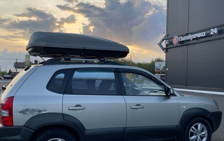 Hyundai Tucson III, 2008 год, 585 000 рублей, 9 фотография