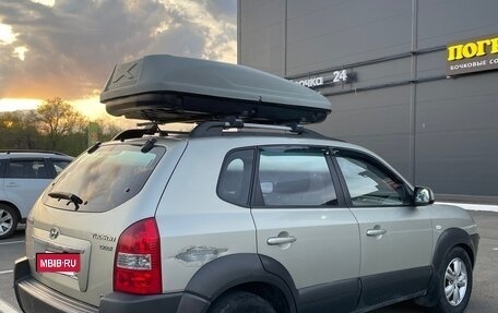 Hyundai Tucson III, 2008 год, 585 000 рублей, 8 фотография