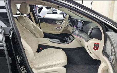Mercedes-Benz CLS, 2022 год, 5 248 405 рублей, 6 фотография