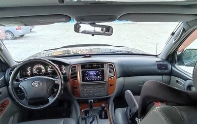 Toyota Land Cruiser 100 рестайлинг 2, 2004 год, 1 850 000 рублей, 1 фотография