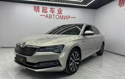 Skoda Superb III рестайлинг, 2021 год, 2 200 000 рублей, 1 фотография