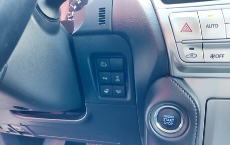 Toyota Land Cruiser Prado 150 рестайлинг 2, 2020 год, 6 200 000 рублей, 21 фотография
