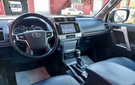 Toyota Land Cruiser Prado 150 рестайлинг 2, 2020 год, 6 200 000 рублей, 18 фотография