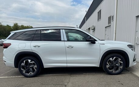 Skoda Kodiaq, 2025 год, 5 950 000 рублей, 4 фотография
