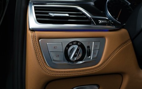 BMW 7 серия, 2015 год, 2 999 000 рублей, 29 фотография