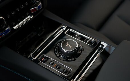 Rolls-Royce Ghost Series II рестайлинг, 2025 год, 75 000 000 рублей, 25 фотография